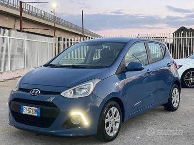 Usata Hyundai i10 68 CV (50 kW) 2015 Blu Utilitaria
