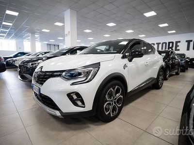 Usata Renault Captur Intens 160 CV (117 kW) 2020 Bianco SUV