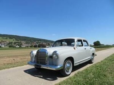 Begagnad Mercedes 180 68 HK (50 kW) 1960 Grå Sedan