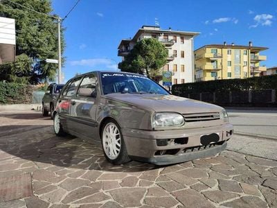 Usata VW Golf III GTI 116 CV (85 kW) 1994 Marrone Berlina
