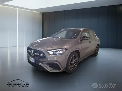 Usata Mercedes GLA200 Advanced Plus 150 CV (110 kW) 2023 Grigio SUV