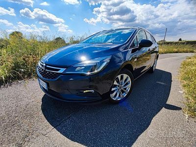 Usata Opel Astra Innovation 110 CV (80 kW) 2019 Nero Station wagon