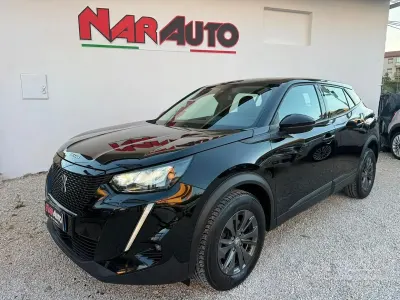 Usata Peugeot 2008 Active 110 CV (80 kW) 2021 Nero SUV