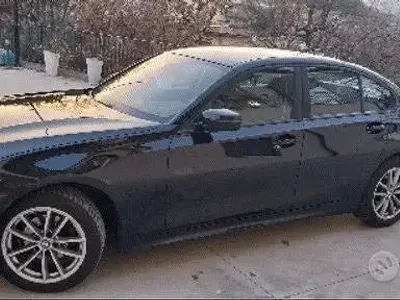 Usata BMW 318 98 CV (72 kW) 2019 Nero Berlina
