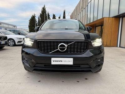 Usata Volvo XC40 Business Edition 150 CV (110 kW) 2019 Nero SUV