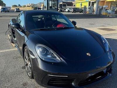 Usata Porsche 718 Cayman 300 CV (220 kW) 2017 Nero Coupé