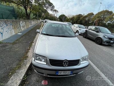 Usata VW Polo 2001 Grigio Berlina