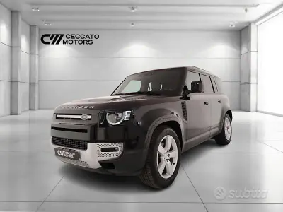 Usata Land Rover Defender SE 249 CV (183 kW) 2022 Nero SUV
