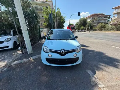 Usata Renault Twingo Intens 90 CV (66 kW) 2018 Bluazzurro Utilitaria