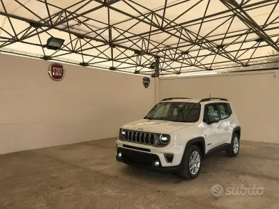Usata Jeep Renegade Limited 120 CV (88 kW) 2023 Bianco SUV