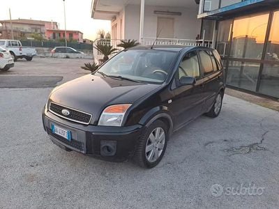Usata Ford Fusion 90 CV (66 kW) 2006 Nero Utilitaria