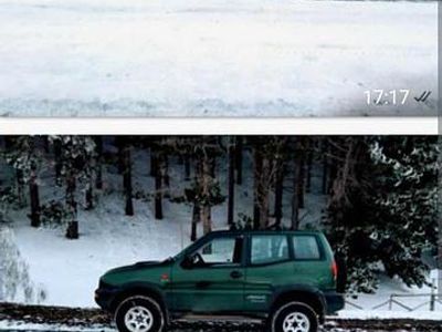 Usata Nissan Terrano 125 CV (91 kW) 1998 Verde SUV