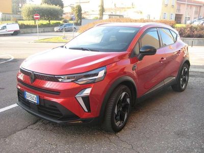 Usata Renault Captur Techno 101 CV (74 kW) 2024 Rosso SUV