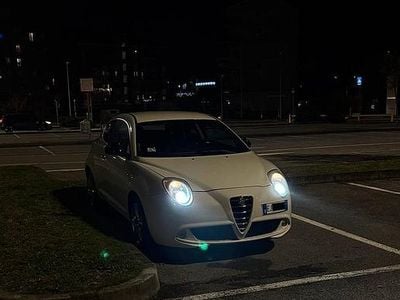 Bianco Usata 2011 Alfa Romeo MiTo Distinctive Utilitaria | 5000 € (Buon prezzo)