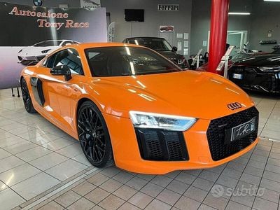 Usata Audi R8 Coupé Performance 830 CV (610 kW) 2017 Arancione Coupé