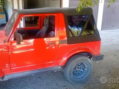 Usata Suzuki Samurai 69 CV (50 kW) 1993 Rosso SUV