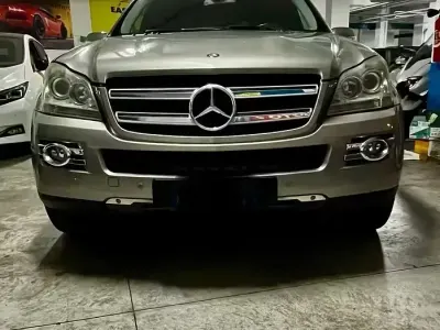 Usata Mercedes GL320 224 CV (164 kW) 2006 Grigio SUV