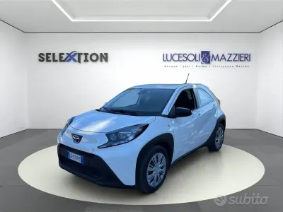 Usata Toyota Aygo X Active 72 CV (52 kW) 2024 Bianco SUV
