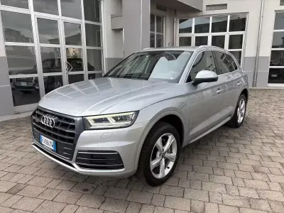 Usata Audi Q5 Business 190 CV (139 kW) 2017 Grigio SUV