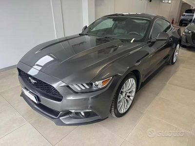 Usata Ford Mustang Fastback 317 CV (233 kW) 2017 Grigio scuro Coupé