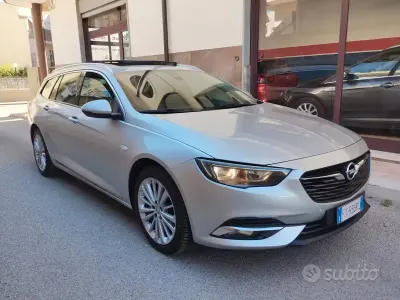 Usata Opel Insignia 136 CV (100 kW) 2019 Grigio Station wagon