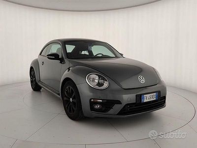 Usata VW Beetle Design 105 CV (77 kW) 2017 Grigio Utilitaria