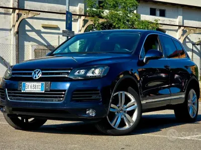 Usata VW Touareg 245 CV (180 kW) 2011 Blu SUV