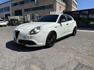 Usata Alfa Romeo Giulietta Distinctive 170 CV (125 kW) 2010 Bianco Utilitaria
