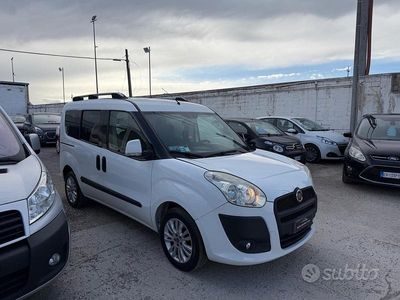 Usata Fiat Doblò Emotion 120 CV (88 kW) 2011 Bianco Monovolume