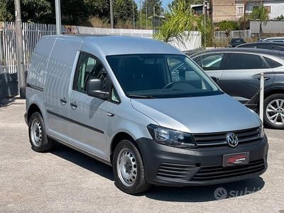 Usata VW Caddy Trendline 84 CV (61 kW) 2018 Grigio Monovolume