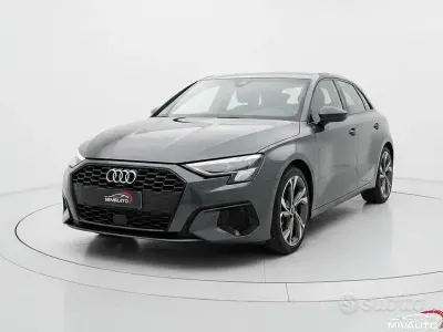 Usata Audi A3 116 CV (85 kW) 2022 Grigio Berlina