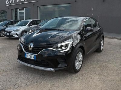 Usata Renault Captur Evolution 140 CV (102 kW) 2023 Nero SUV