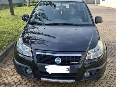 Usata Fiat Sedici Dynamic 120 CV (88 kW) 2007 Nero SUV