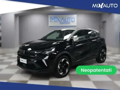 Usata Renault Captur Techno 91 CV (66 kW) 2025 Nero / tetto grigio SUV