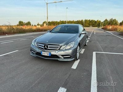 Usata Mercedes E250 204 CV (150 kW) 2012 Grigio Coupé