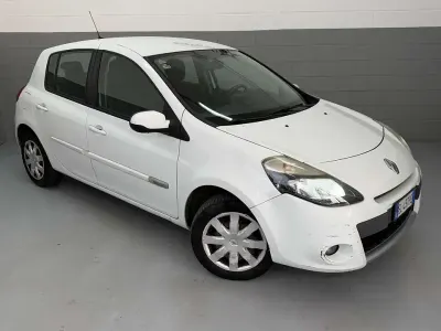 Usado Renault Clio IV 75 CV (55 kW) 2012 Other Berlina
