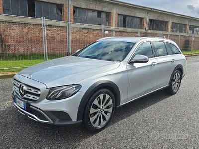 Usata Mercedes E220 All-Terrain 169 CV (124 kW) 2018 Grigio Station wagon
