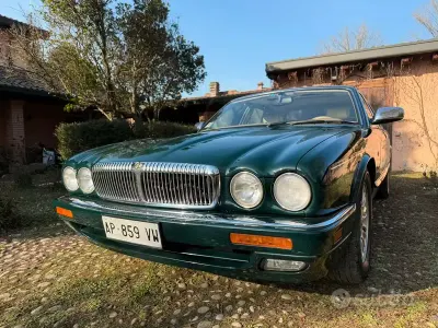 Usata Daimler Double Six Serie 1 1997 Berlina