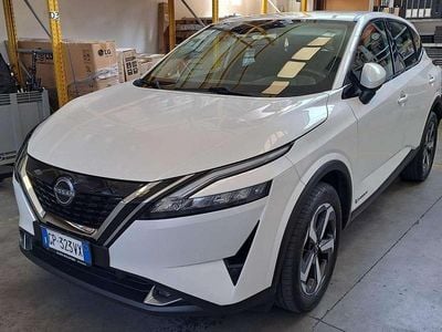 Używany Nissan Qashqai Acenta 190 KM (139 kW) 2023 Biały SUV