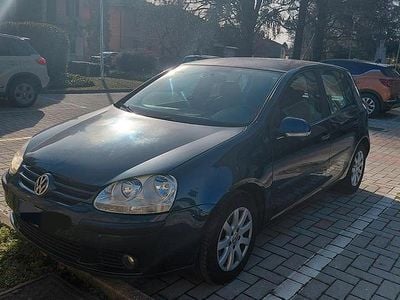 Usata VW Golf V 2007 Blu Berlina