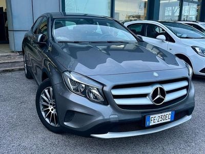Usata Mercedes GLA180 Executive 109 CV (80 kW) 2016 Grigio SUV