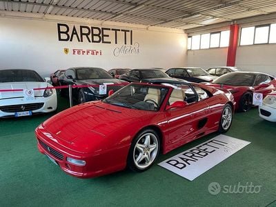 Usata Ferrari F355 380 CV (279 kW) 1996 Rosso Cabrio
