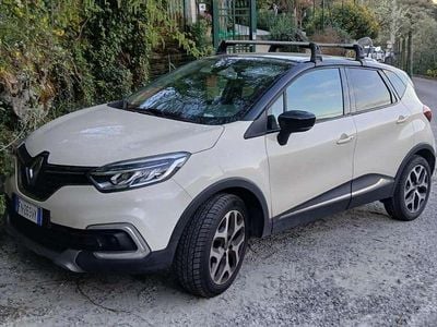 Usata Renault Captur Intens 90 CV (66 kW) 2018 Beige SUV