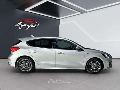 Usata Ford Focus ST-Line 120 CV (88 kW) 2020 Argento Berlina