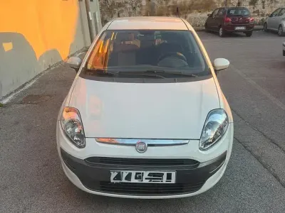 Usata Fiat Punto Evo 90 CV (66 kW) 2011 Bianco Utilitaria