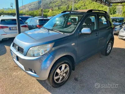 Usata Daihatsu Terios 86 CV (63 kW) 2007 Grigio SUV