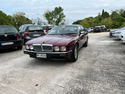 Usata Jaguar XJ6 275 CV (202 kW) 1990 Rosso Berlina