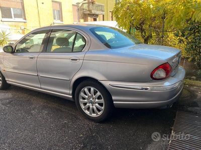 Jaguar X-type