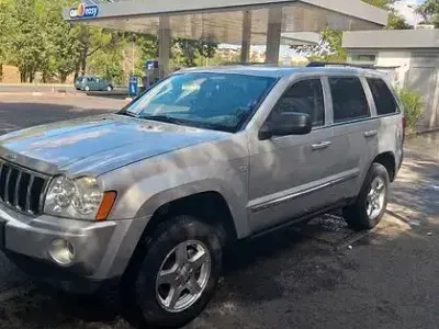 Usata Jeep Grand Cherokee 218 CV (160 kW) 2006 Grigio SUV