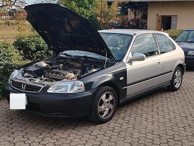 Usata Honda Civic 114 CV (83 kW) 1996 Grigio Berlina